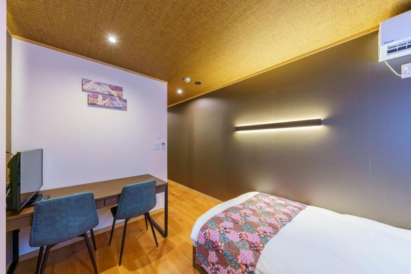 Hotel Yadoya 雀 Tokio Exterior foto